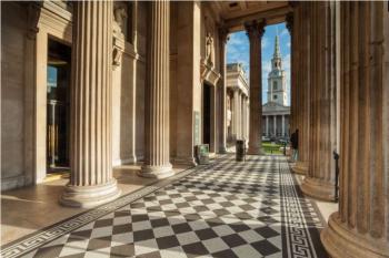 National Gallery: Neoclassical colonnade: The front entrance